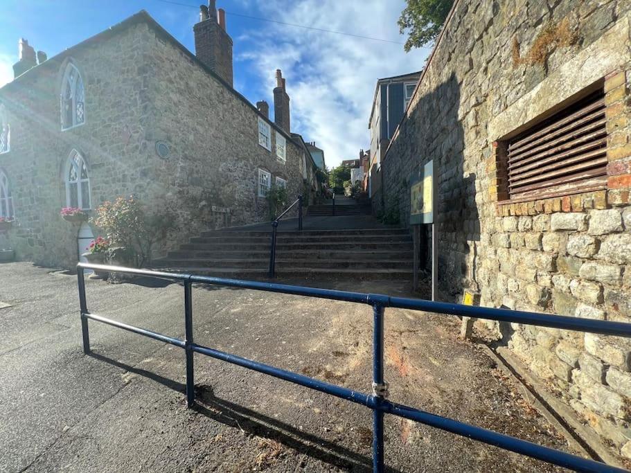 Hythe Townhouse Retreat Βίλα Εξωτερικό φωτογραφία